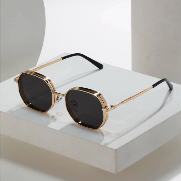 Sunglasses - Picture 1 of 2